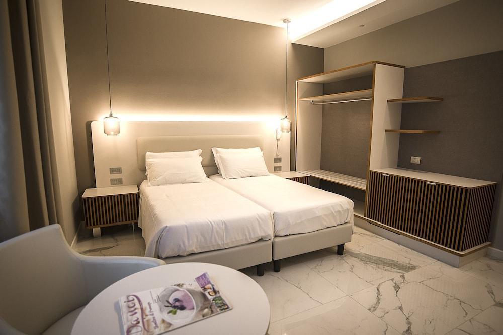 Hotel Milano Castello Bagian luar foto